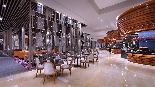 Asia @ The Ritz-Carlton Mega Kuningan, diskon hingga 50% - eatigo
