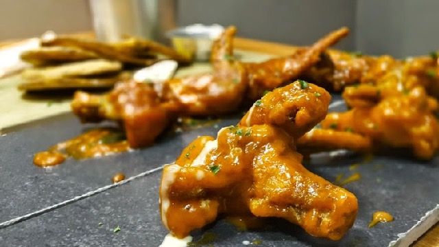 Bad Boys Wingz @ Banilad Town Centre, discounts up to 50% - eatigo